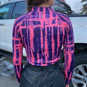 ‼️sale‼️UnderArmour TieDye neon mock neck coldgear